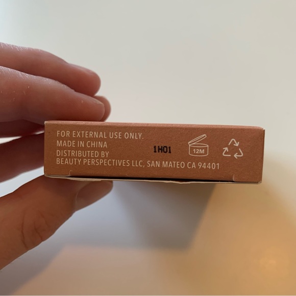 ✨5 FOR $25✨ NEW Complex Culture Eyeshadow Palette in Rosy Outlook - Picture 9 of 10